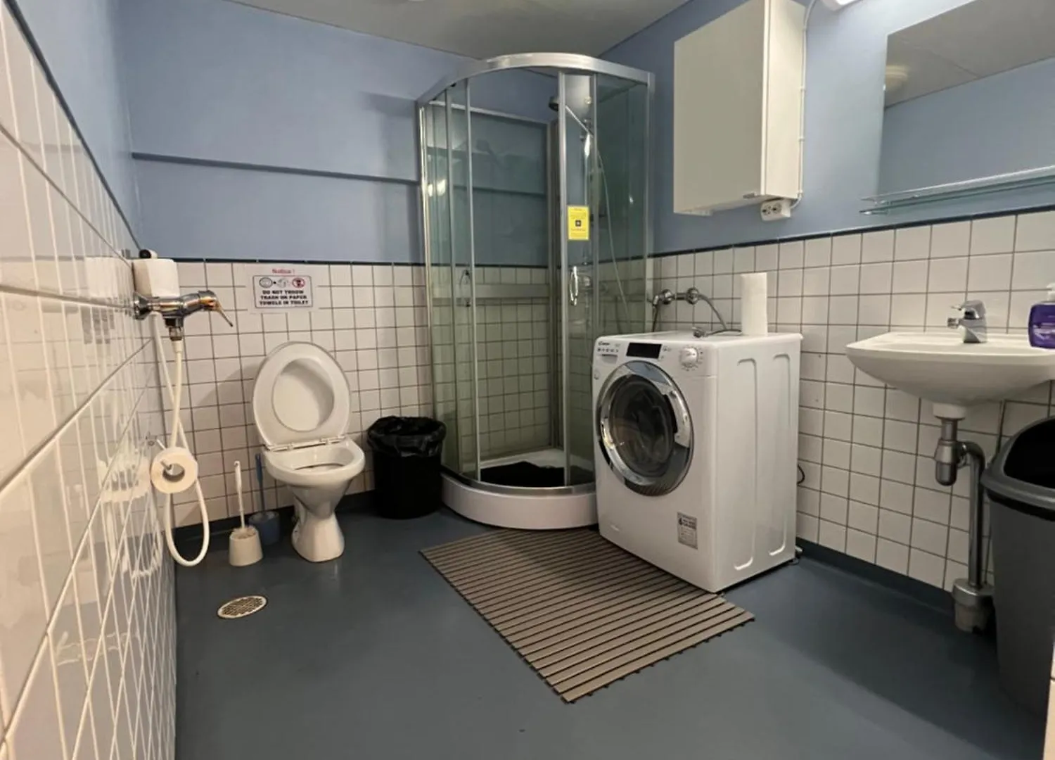 Office House Services 210 Helsinki