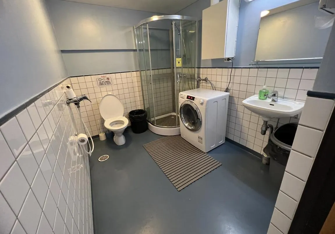 בית הארחה הלסינקי Office House Services 210 פינלנד